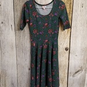 XS Lularoe Nicole